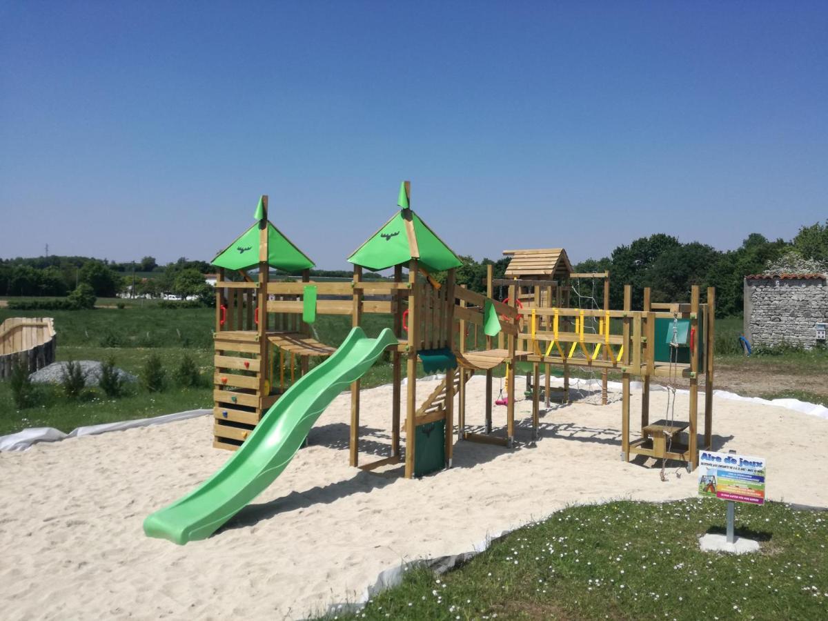 Domaine De La Laigne - Spa Asnières-la-Giraud Eksteriør bilde